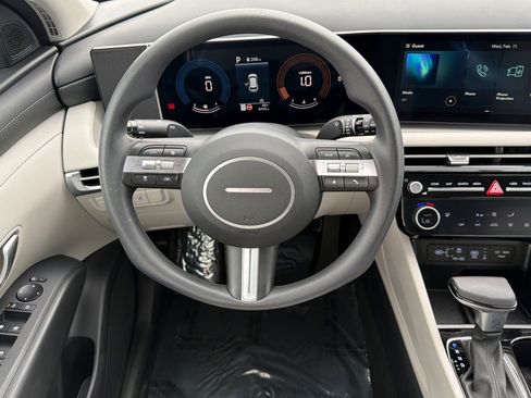 Certified 2025 Hyundai Tucson SEL image 17