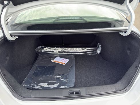 New 2025 Nissan Sentra SV image 34