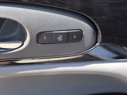 Used 2015 Buick Enclave Leather FWD image 21