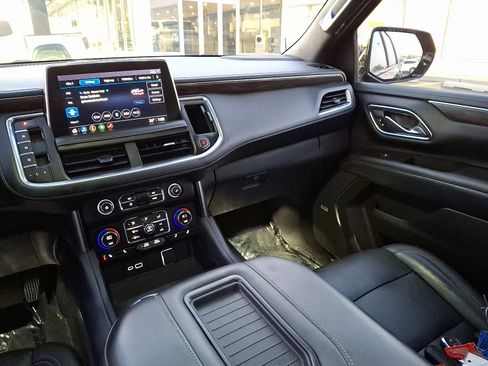 Certified 2021 Chevrolet Suburban Z71 image 16