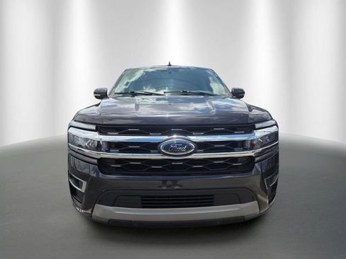 Used 2024 Ford Expedition Limited RWD image 6