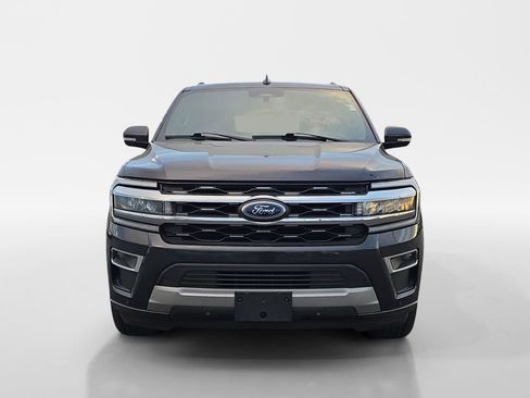Used 2024 Ford Expedition Limited image 9