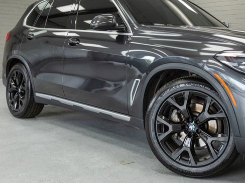 Used 2020 BMW X5 xDrive40i w/ Premium Package AWD/4WD image 8