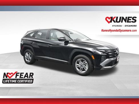 New 2026 Hyundai Tucson SE image 1