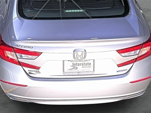 Used 2019 Honda Accord Hybrid image 11