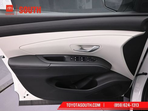 Used 2025 Hyundai Tucson SEL FWD image 20