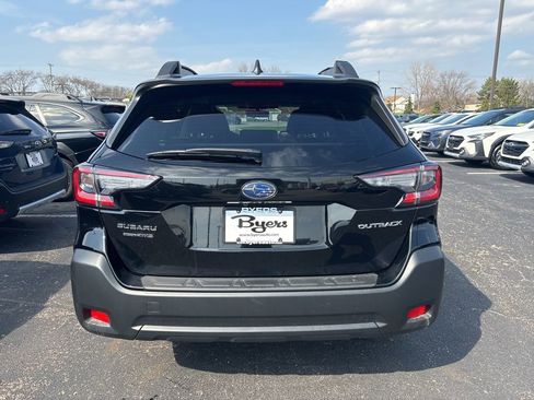 Certified 2025 Subaru Outback Premium w/ Popular Package #1A image 4