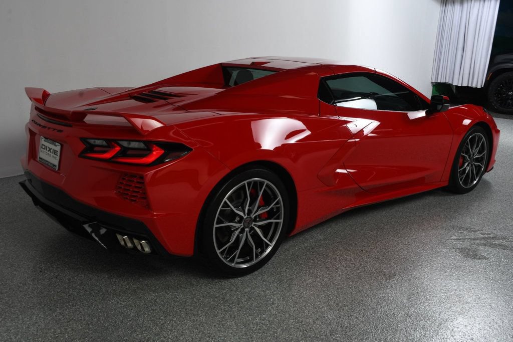 Used 2023 Chevrolet Corvette Stingray Preferred Conv w/ Z51 Performance Package RWD image 11