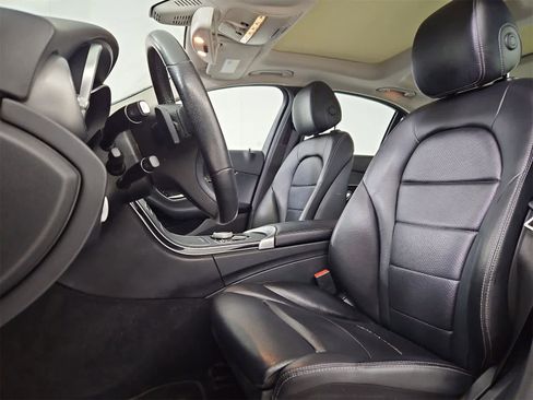 Used 2017 Mercedes-Benz C 300 Sedan image 16