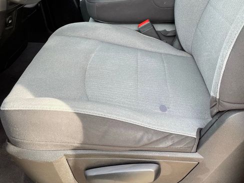 Used 2024 RAM 1500 Classic SLT image 22