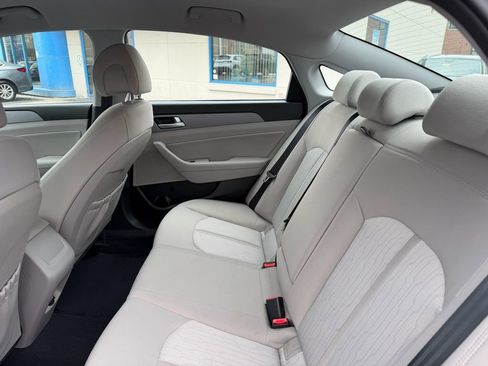 Used 2016 Hyundai Sonata SE image 8