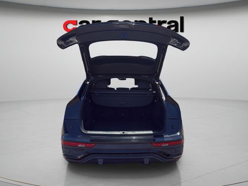 Used 2022 Audi Q5 2.0T Premium Plus AWD/4WD image 26