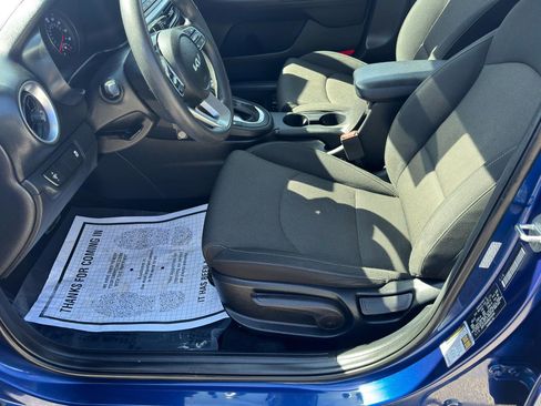 Used 2022 Kia Forte LXS image 14