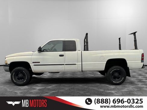 Used 2002 Dodge Ram 2500 Truck SLT image 6