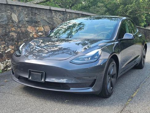 Used 2023 Tesla Model 3 Standard Range RWD image 13