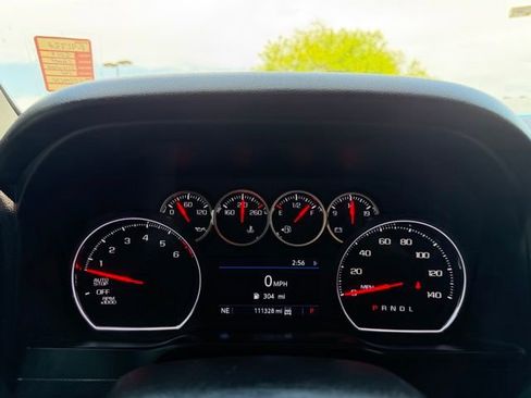 Used 2019 Chevrolet Silverado 1500 LT Trail Boss AWD/4WD image 18