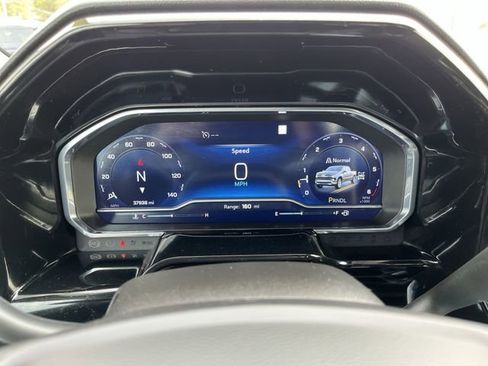 Used 2023 Chevrolet Silverado 1500 LT image 12