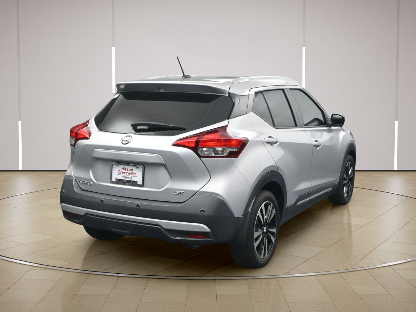 Used 2020 Nissan Kicks SR w/ SR Premium Package FWD image 7