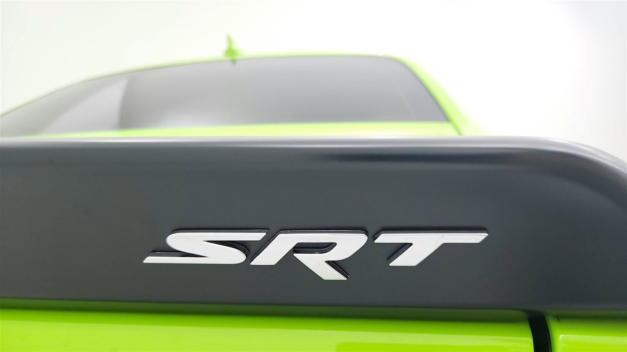 Used 2015 Dodge Challenger SRT Hellcat RWD image 34