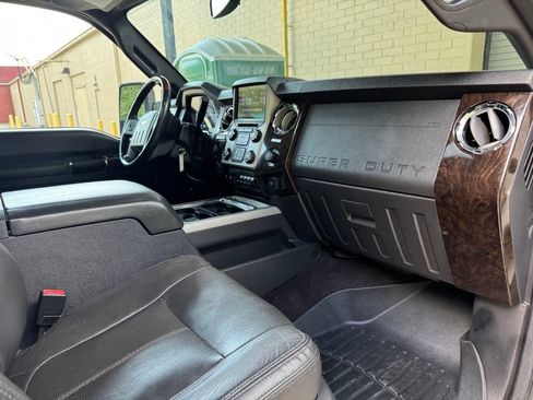 Used 2015 Ford F350 Platinum w/ Snow Plow Prep Package AWD/4WD image 33