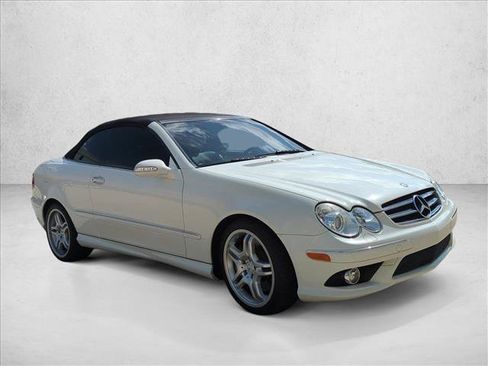 Used 2009 Mercedes-Benz CLK 550 Cabriolet image 3