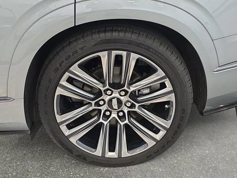 Used 2026 Cadillac Vistiq Platinum w/ LPO, Floor Liner Package AWD/4WD image 31