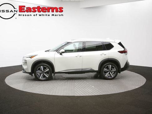 Used 2023 Nissan Rogue SL w/ SL Premium Package image 90