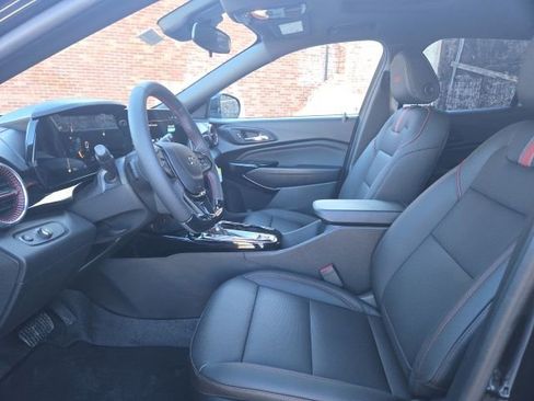 New 2026 Chevrolet Trax RS w/ Sunroof Package image 7