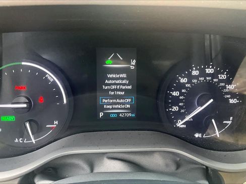 Certified 2023 Toyota Sienna XLE AWD/4WD image 25