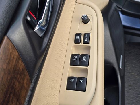 Used 2016 Subaru Outback 3.6R Limited image 22