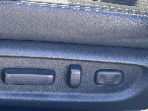 Used 2017 Honda Accord Sport image 8