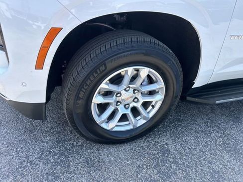 Used 2025 Chevrolet Tahoe LT AWD/4WD image 10