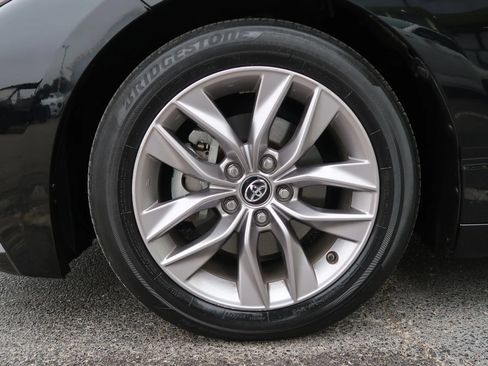 Used 2019 Toyota Avalon XLE w/ Moonroof Package FWD image 53