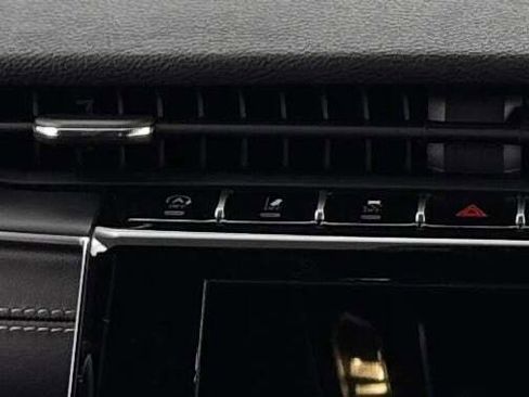 New 2025 Jeep Grand Cherokee L Laredo image 36