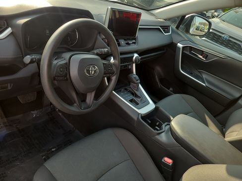 Certified 2024 Toyota RAV4 XLE AWD/4WD image 15