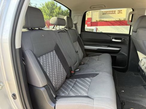 Used 2019 Toyota Tundra SR5 w/ SR5 Upgrade Package RWD image 32