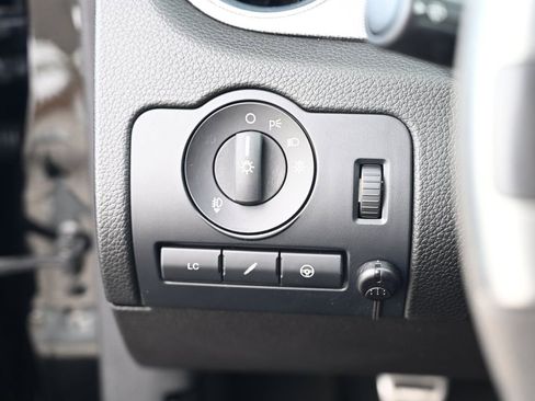 Used 2014 Ford Mustang Shelby GT500 w/ Equipment Group 821A image 31