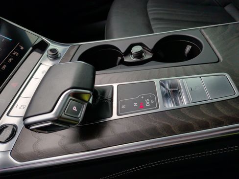 Used 2021 Audi A6 Premium Plus w/ Premium Plus Package image 26