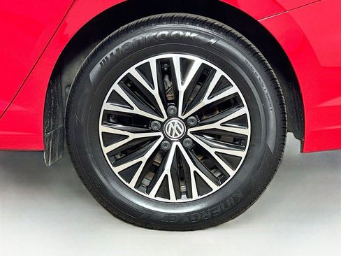 Used 2019 Volkswagen Jetta SE FWD image 30