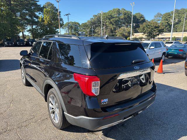 Certified 2022 Ford Explorer XLT w/ Equipment Group 202A AWD/4WD image 7