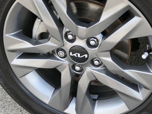 Used 2022 Kia Seltos S image 11