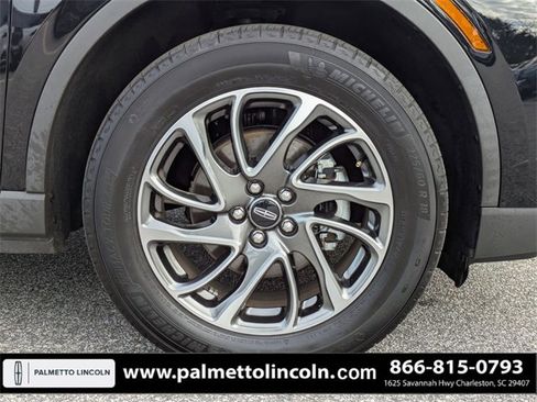 Certified 2022 Lincoln Corsair FWD image 11