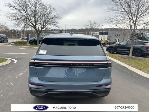 New 2026 Lincoln Nautilus Premier w/ Jet Appearance Package image 6