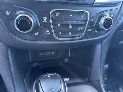Certified 2020 Chevrolet Equinox Premier AWD/4WD image 14
