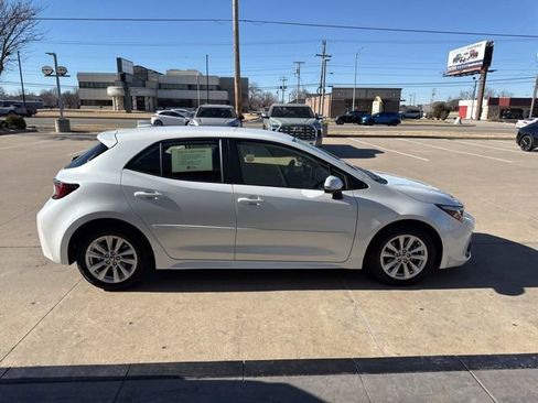 Certified 2024 Toyota Corolla SE image 6