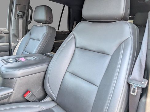 Used 2023 Chevrolet Tahoe LT RWD image 12