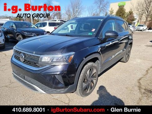 Used 2024 Volkswagen Taos SE image 3