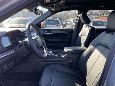 New 2026 Jeep Grand Cherokee Limited AWD/4WD image 23