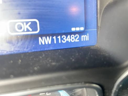 Used 2014 Ford Focus SE w/ SE Winter Package FWD image 18