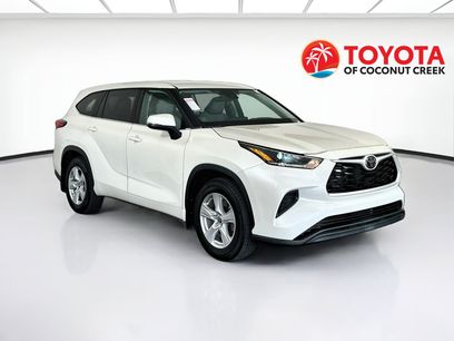 Used 2021 Toyota Highlander L